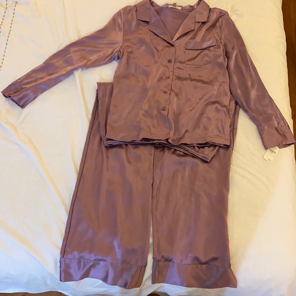 Neiman Marcus Intimates Silk pajama Set
